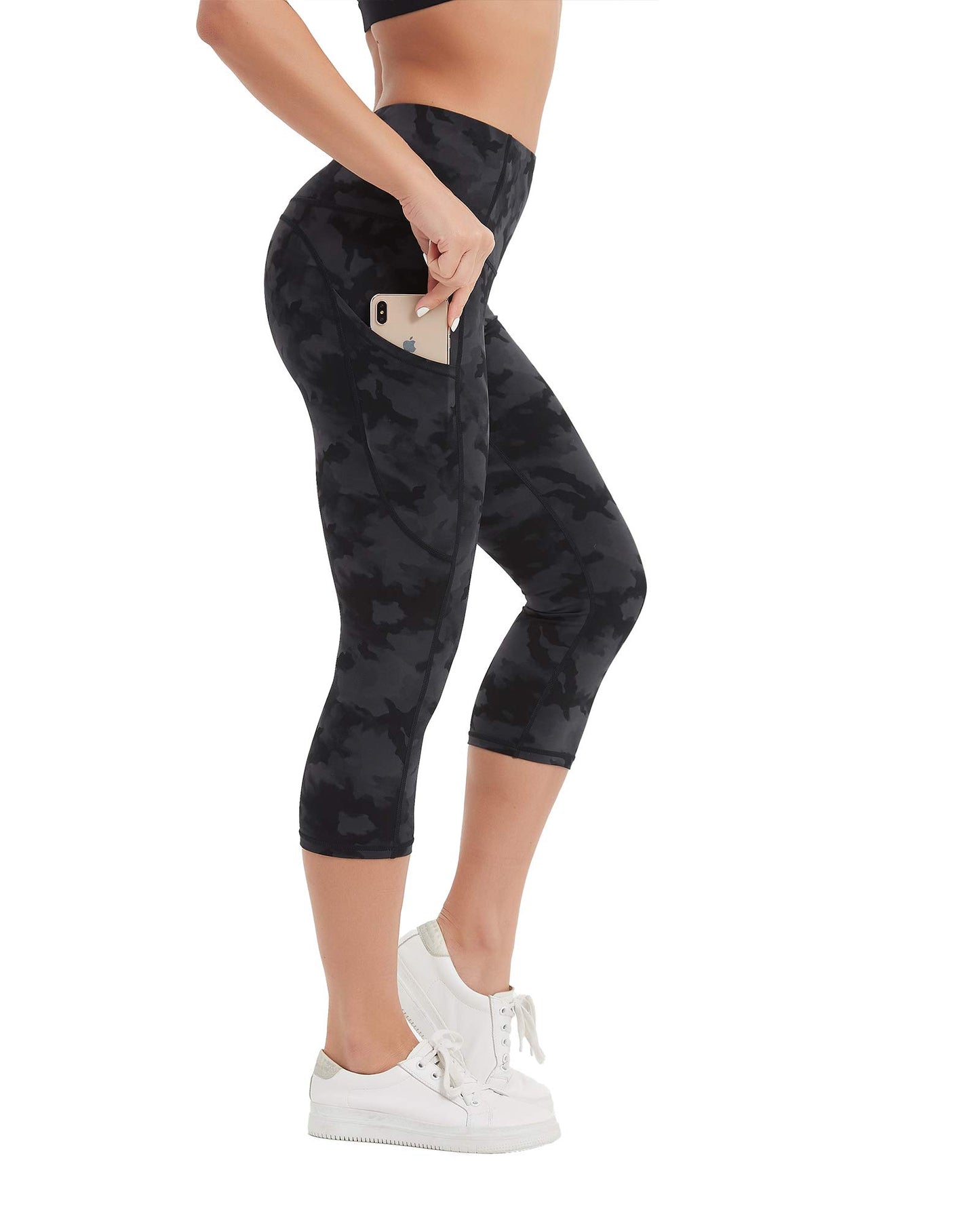 Stelle Women’s Capri Yoga Pants
