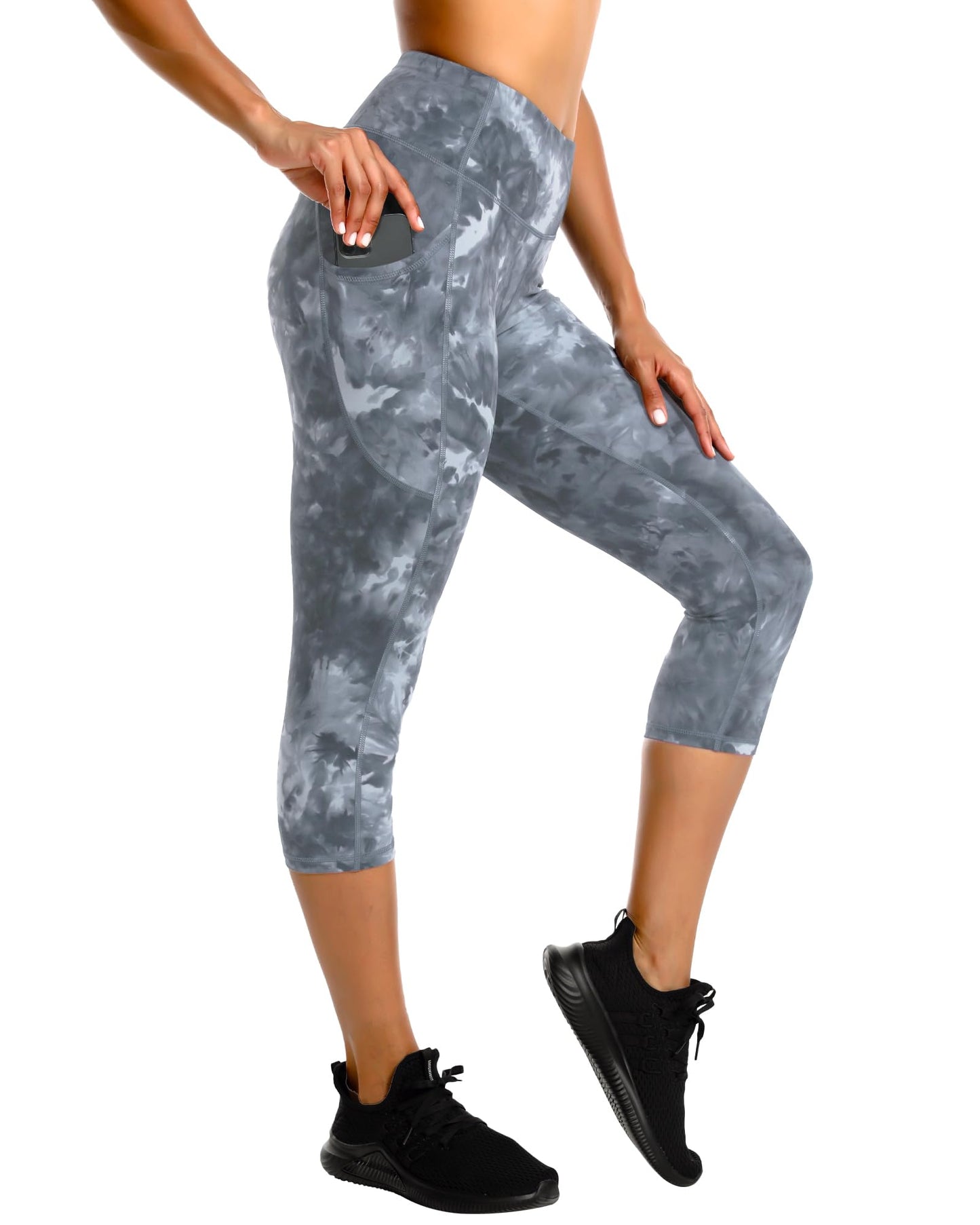 Stelle Women’s Capri Yoga Pants