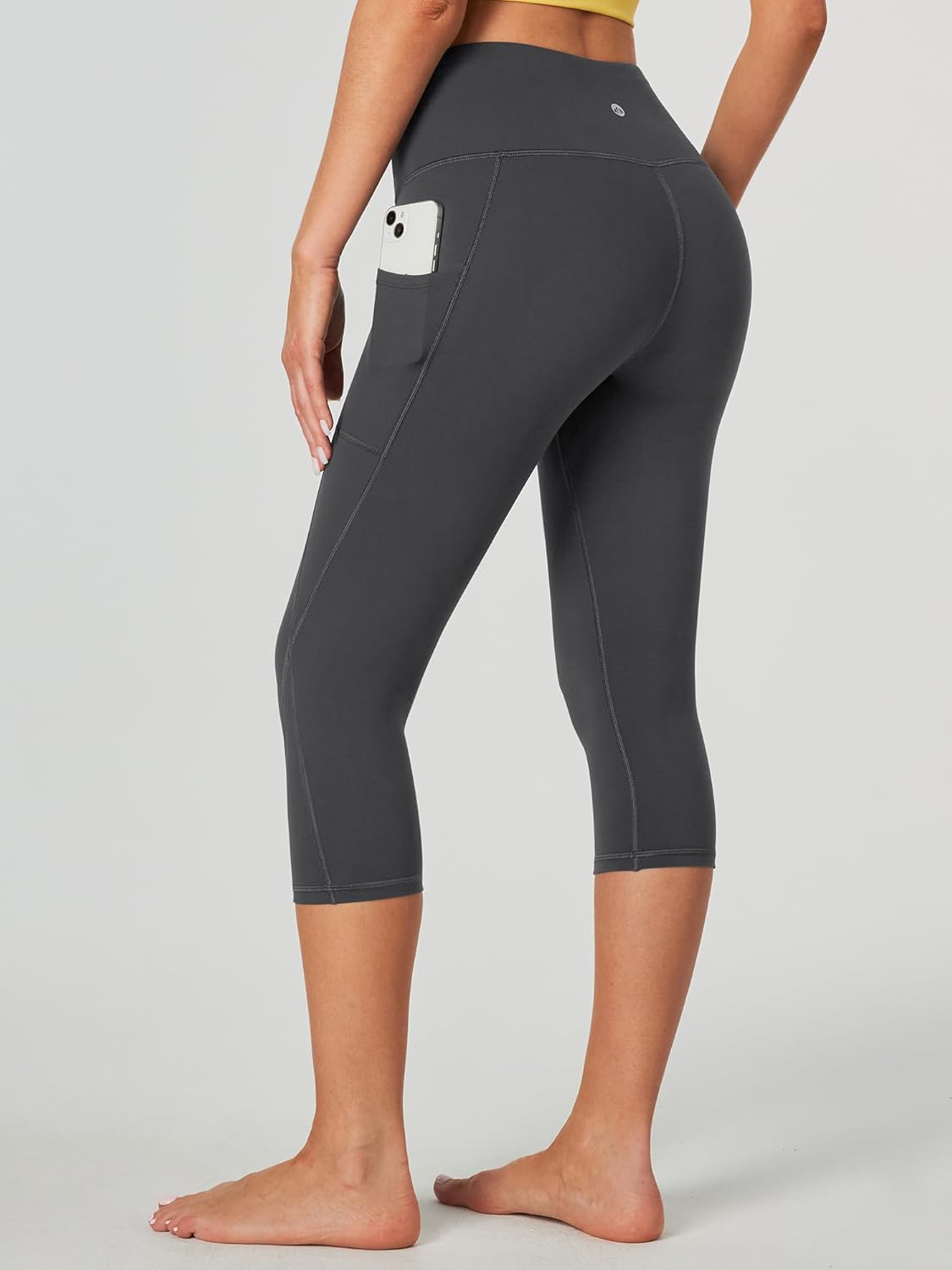 Heathyoga Women’s Capri Leggings with Pockets