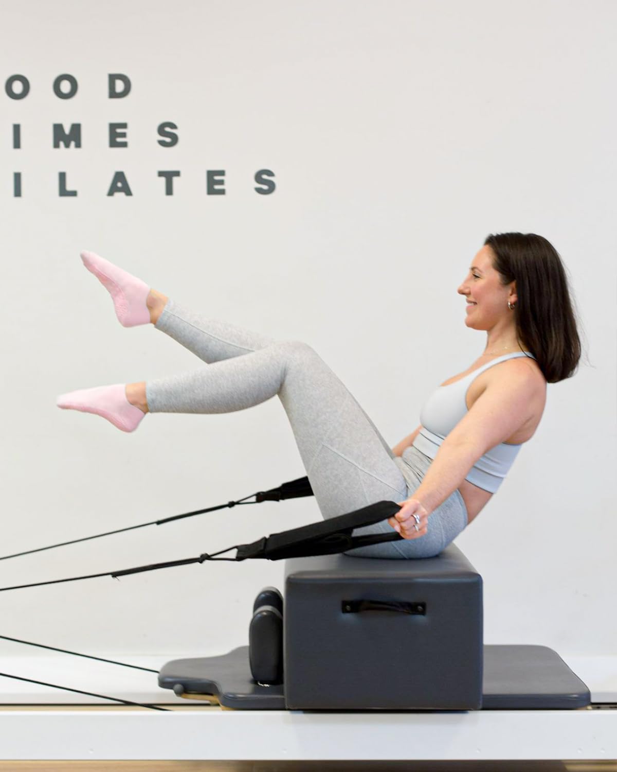 YeuG Non-Slip Pilates Socks for Women (4/6 Pairs)